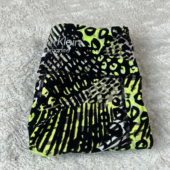 Calvin Klein Performance Wick patterned leggings, small - Picture 1 of 11